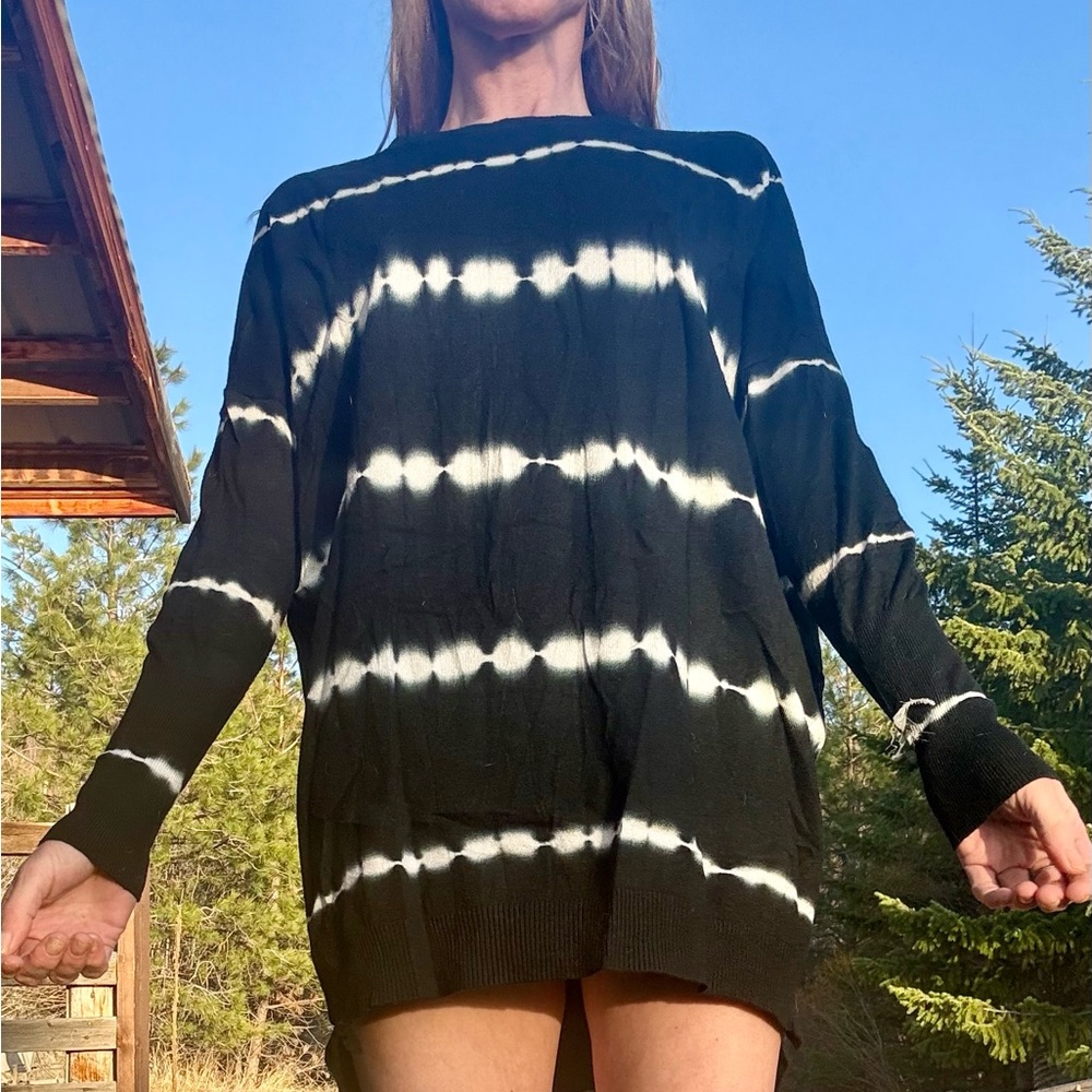 Black and White Tie-Dye Sweater